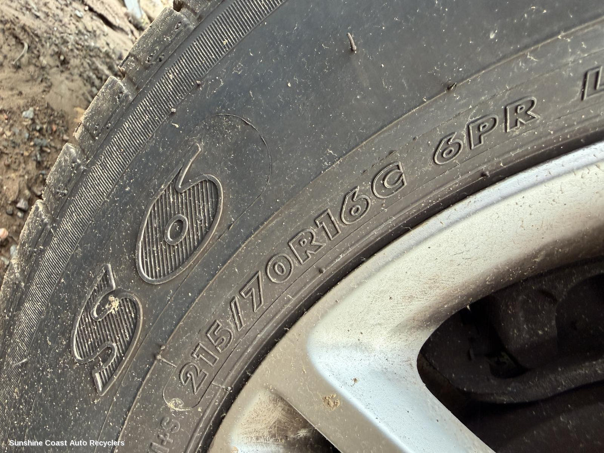 2015-2026 Ldv G10 Tyre