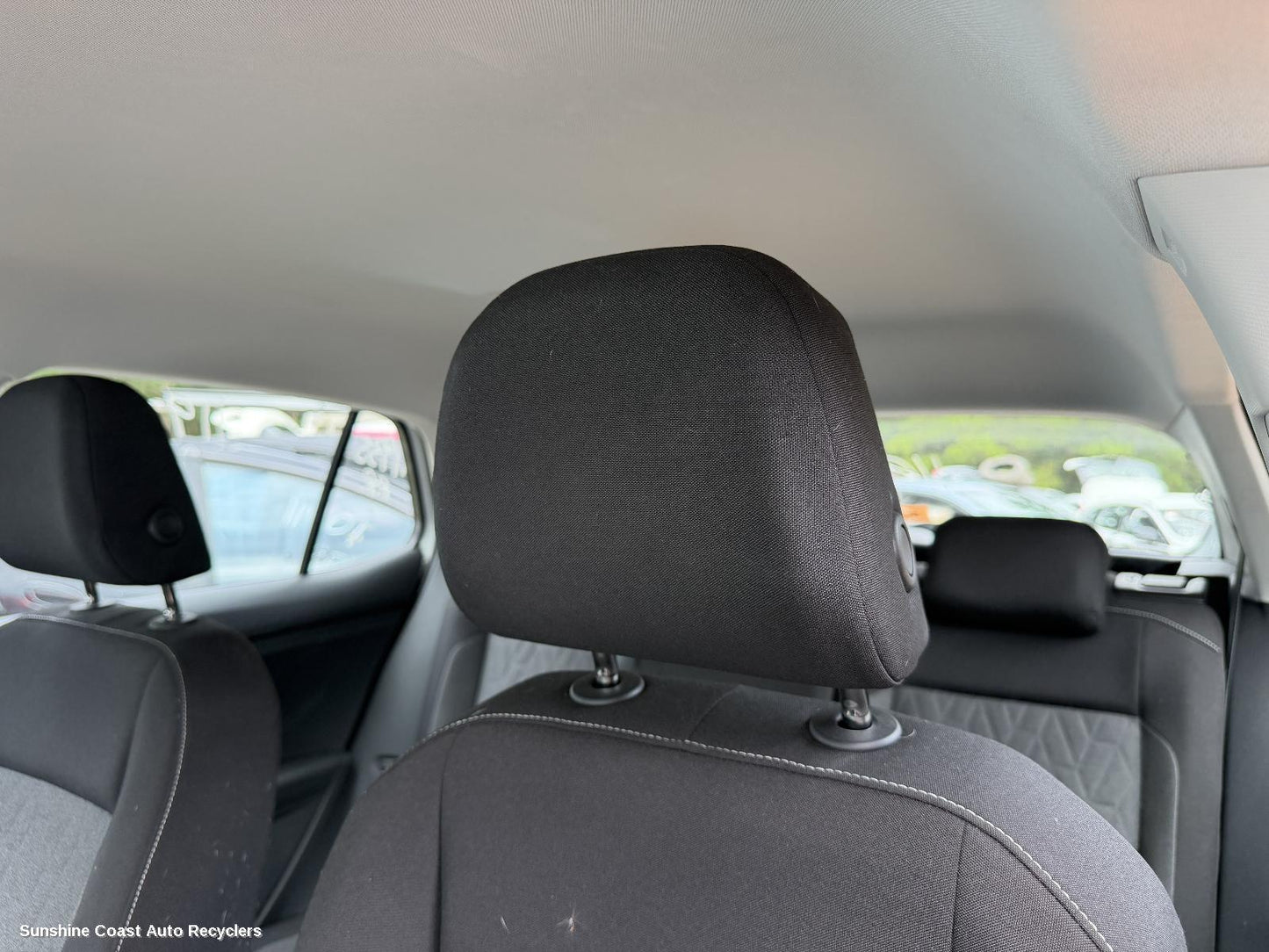 2020-2026 Volkswagen T-cross Headrest