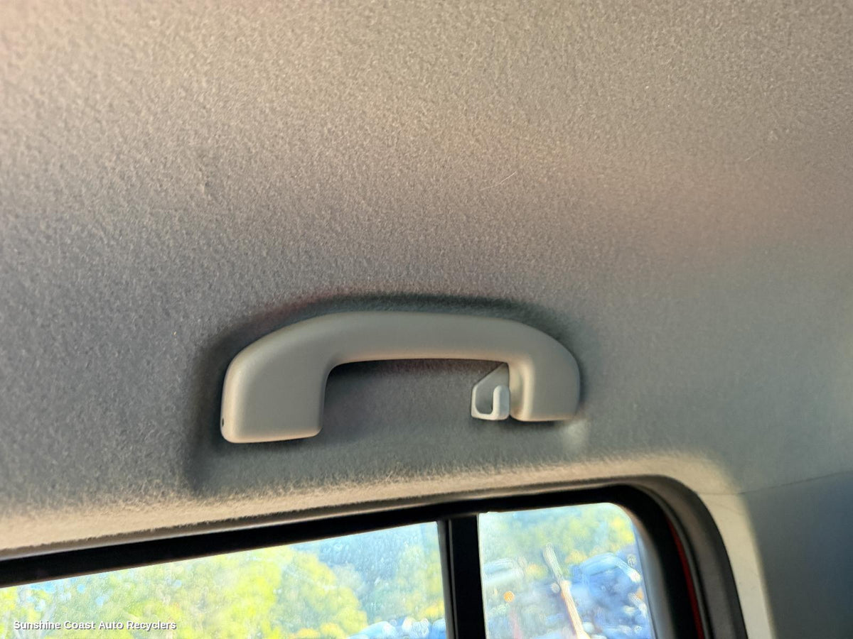 2005-2015 Nissan Navara Grab Handle