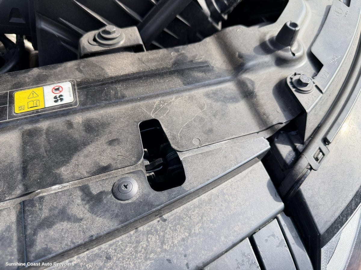 2011-2019 Land Rover Rangerover Evoque Bonnet Lock Support