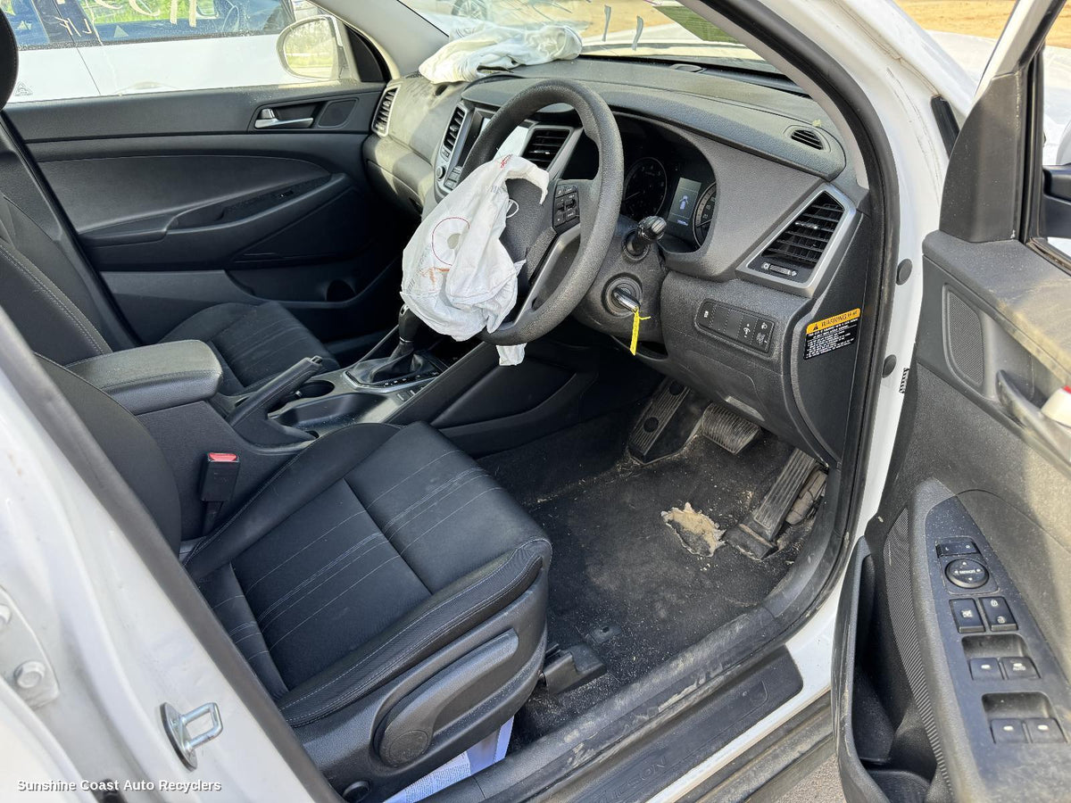 2015-2021 Hyundai Tucson Sunvisor