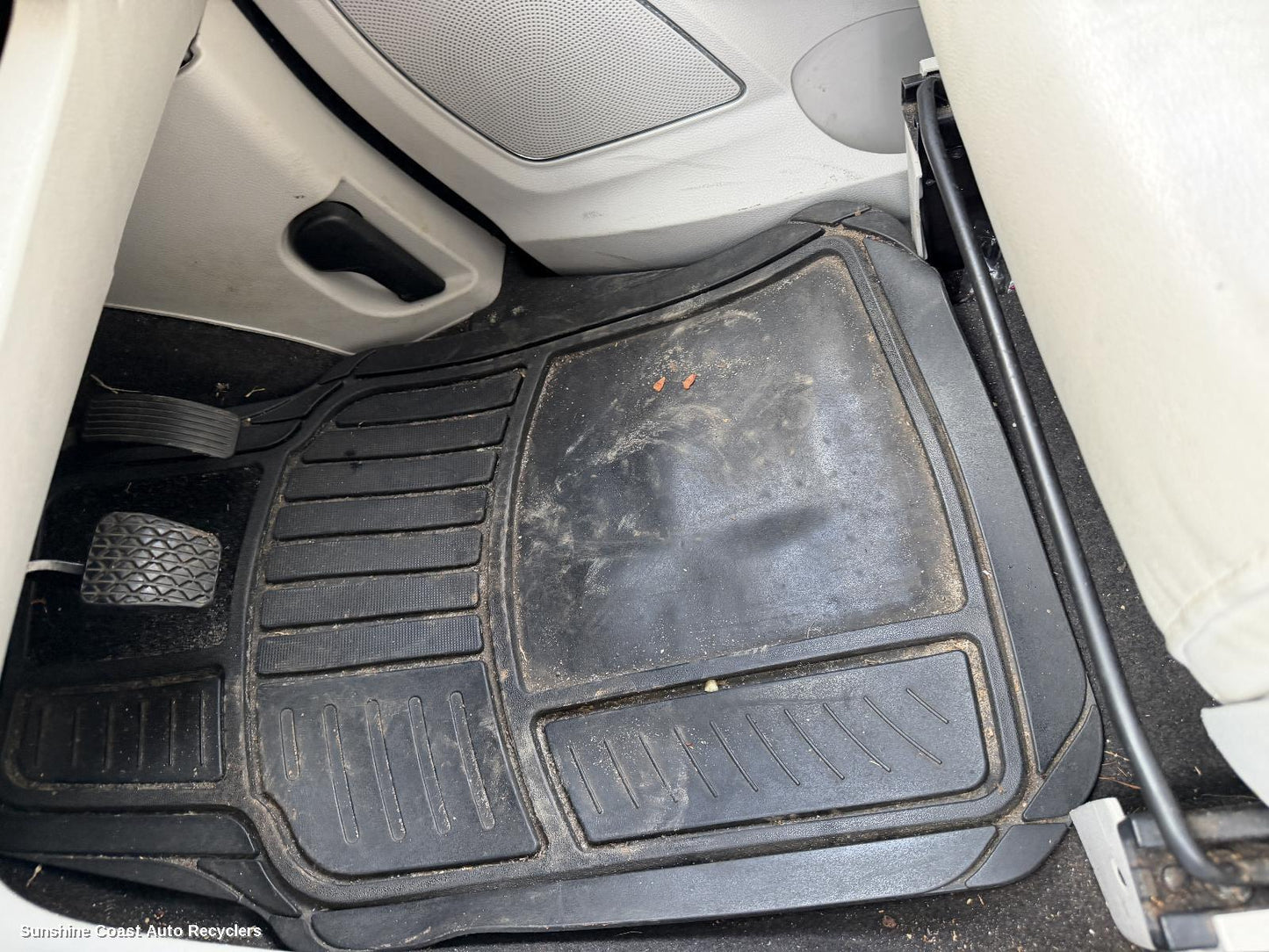2015-2022 Ldv G10 Floor Mats