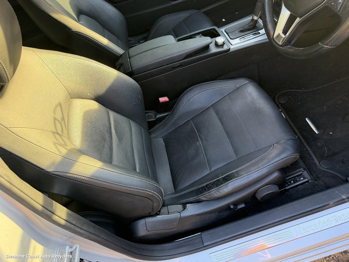 2011-2015 Mercedes C Class Front Seat