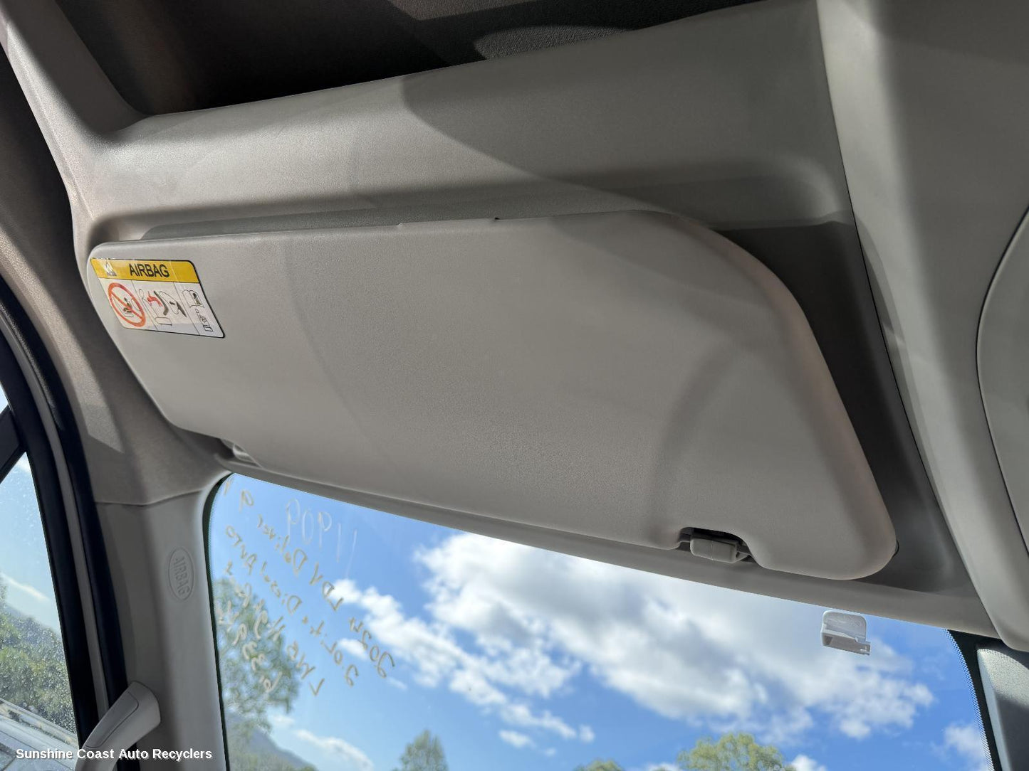 2020-2026 Ldv Deliver 9 Sunvisor