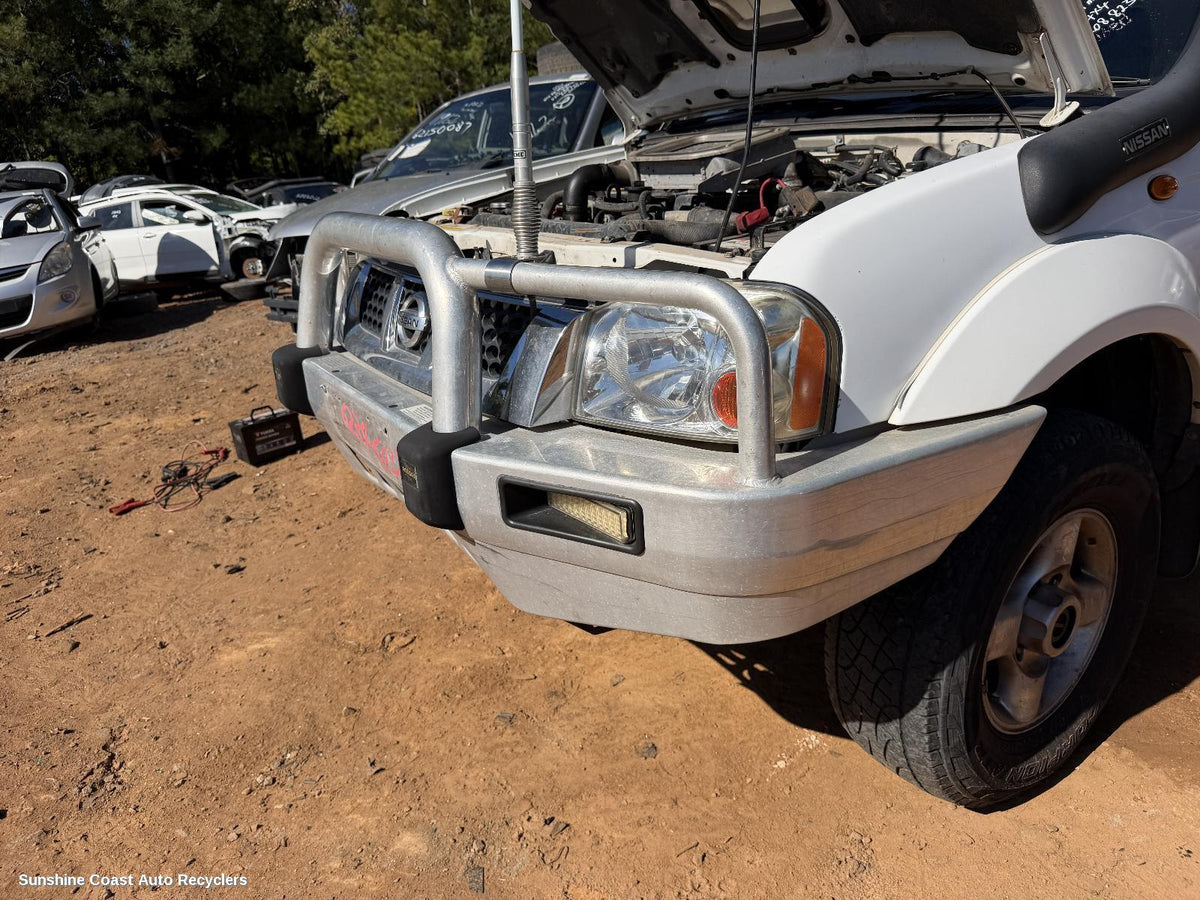 2001-2015 Nissan Navara Front Bumper