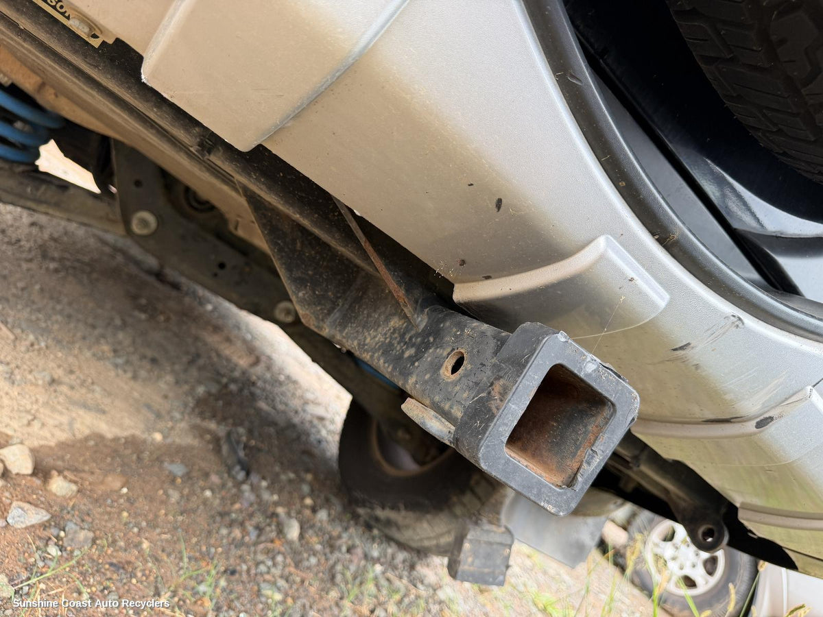 2006-2014 Mitsubishi Pajero Towbar