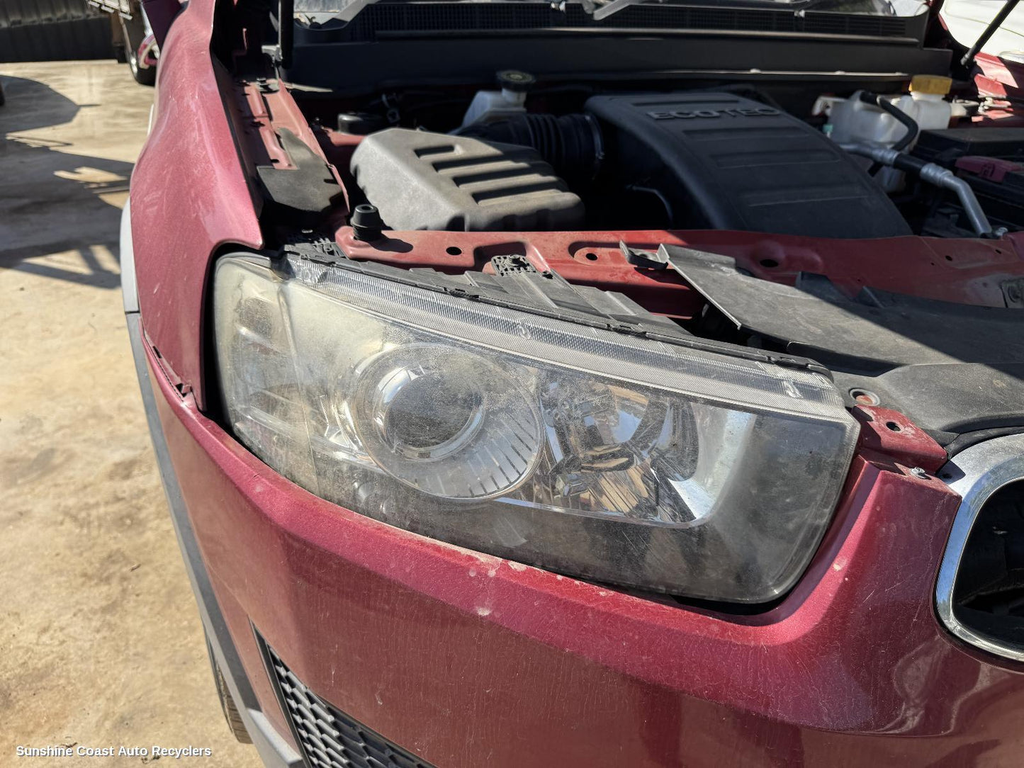 2015 Holden Captiva Right Headlamp