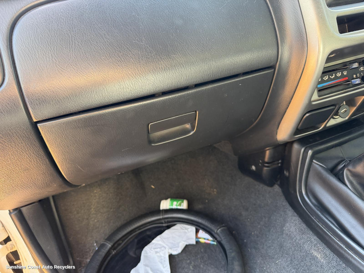2001-2015 Nissan Navara Glove Box
