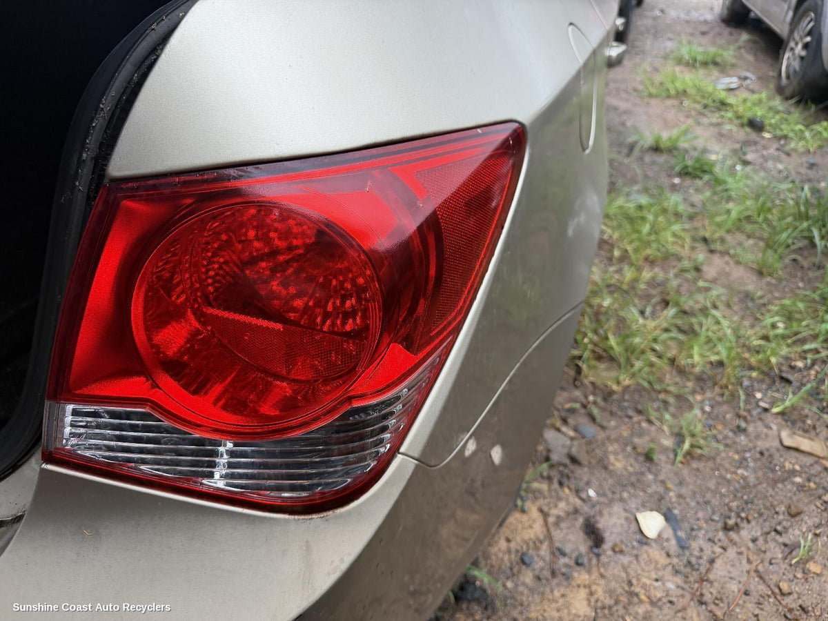 2009-2017 Holden Cruze Right Taillight