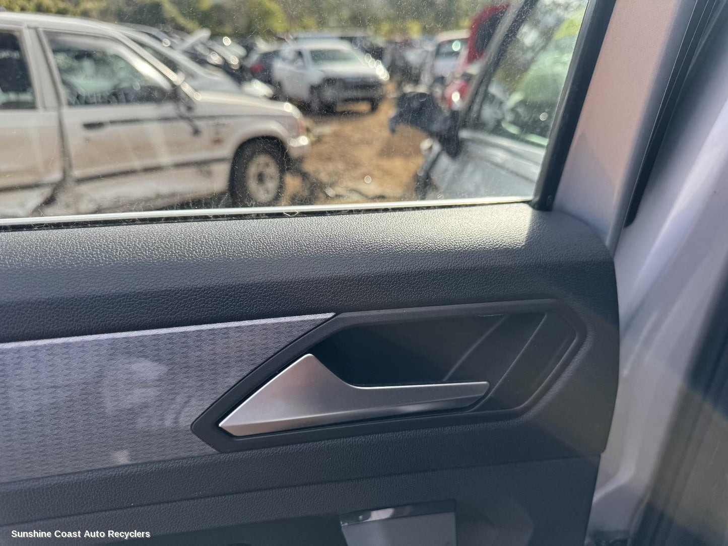 2022 Volkswagen Tiguan Door Handle