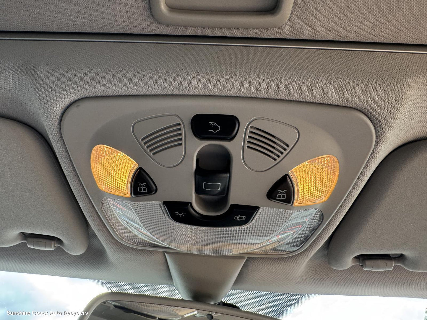 2007 Mercedes Clk Courtesy Light