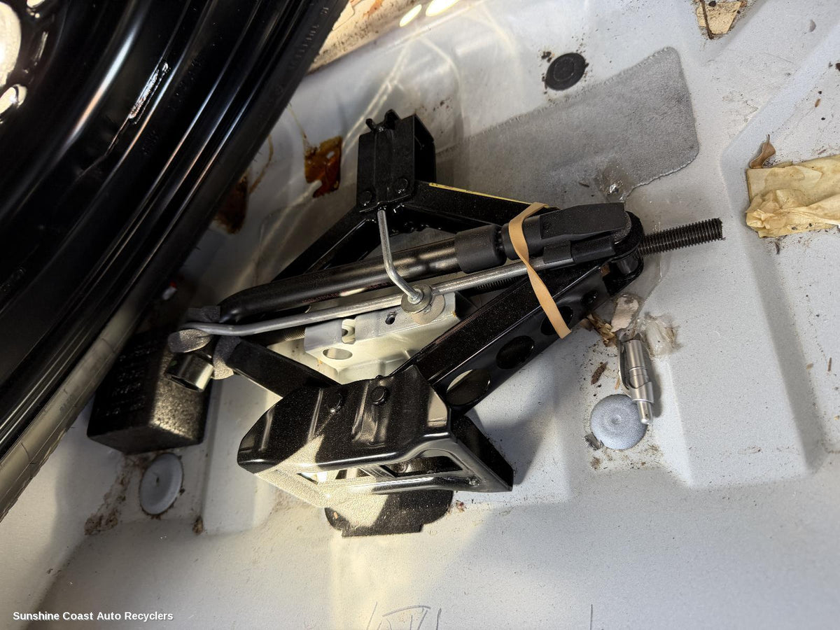 2011-2019 Land Rover Rangerover Evoque Jack Tool Kit