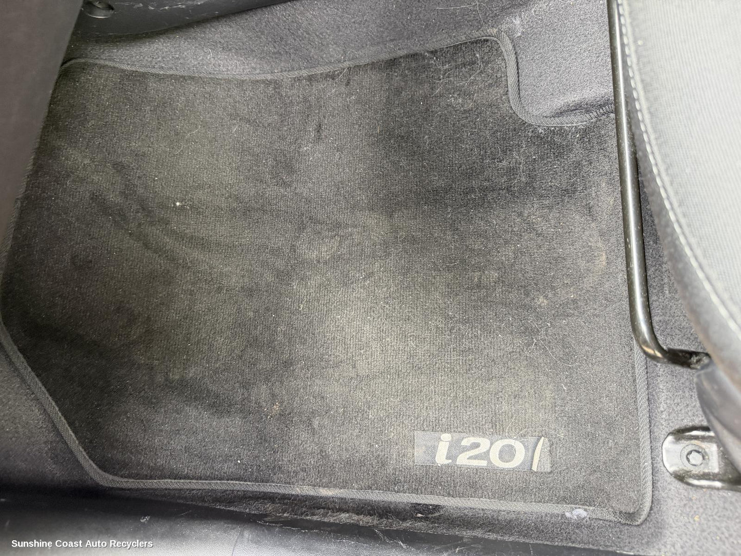 2010-2015 Hyundai I20 Floor Mats