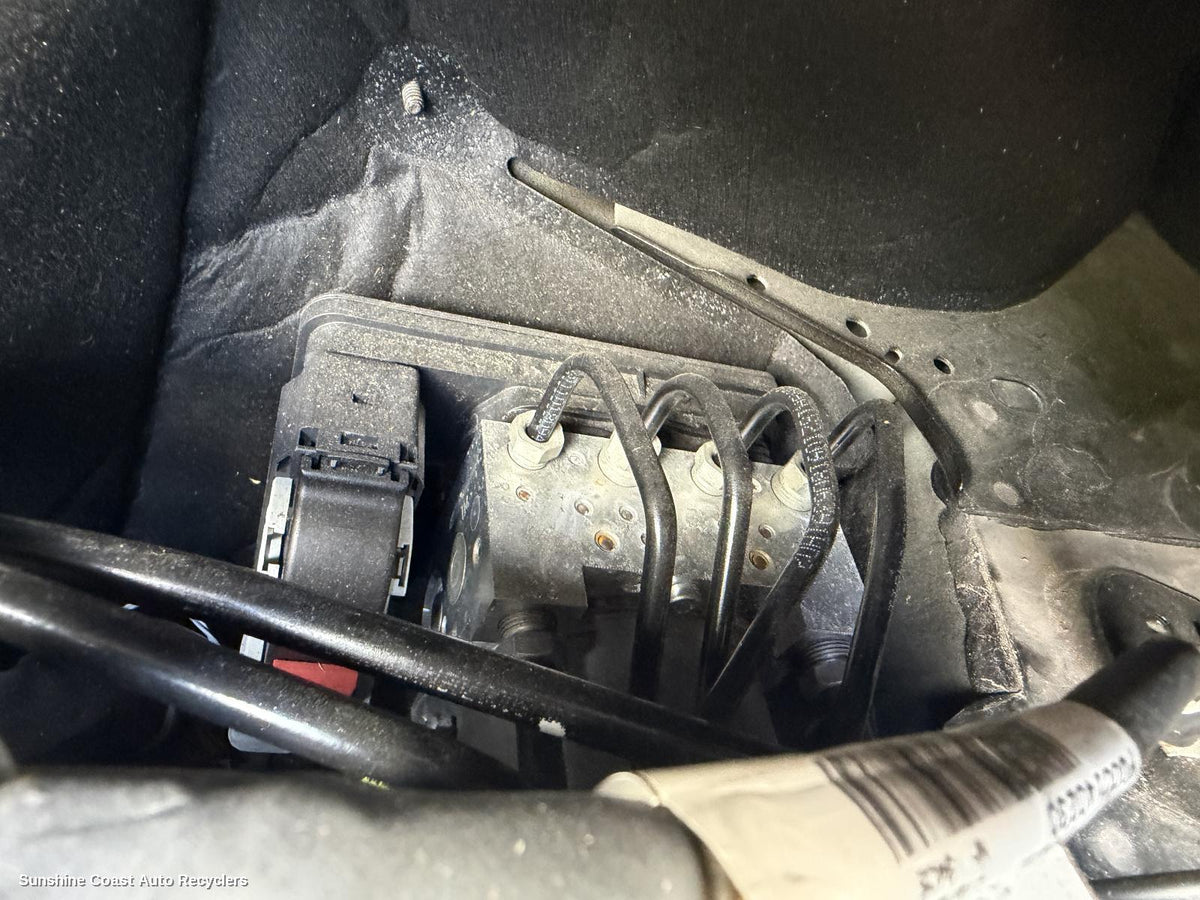 2011-2019 Land Rover Rangerover Evoque Abs Pump Modulator