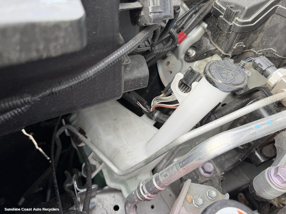 2020-2026 Toyota Yaris Cross Washer Bottle