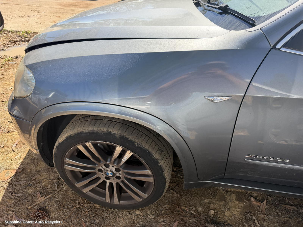 2010-2013 Bmw X5 Left Guard