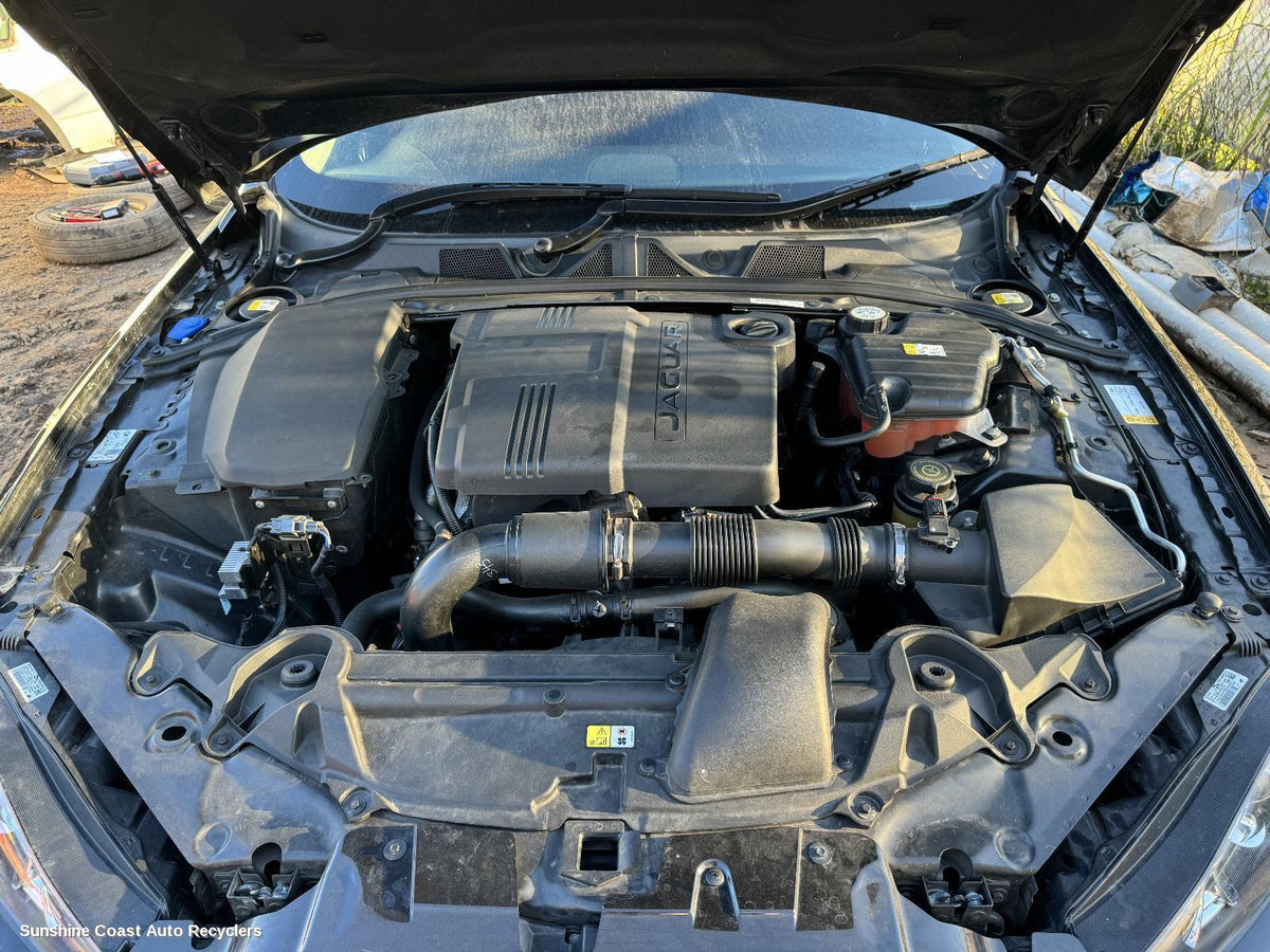 2008-2015 Jaguar Xf Rear Garnish