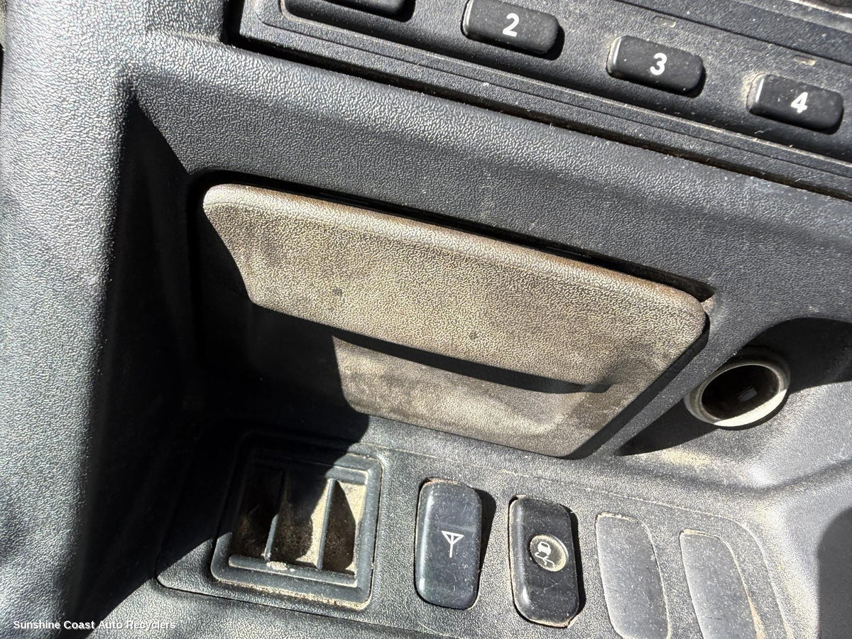 2002-2006 Mitsubishi Pajero Ashtray