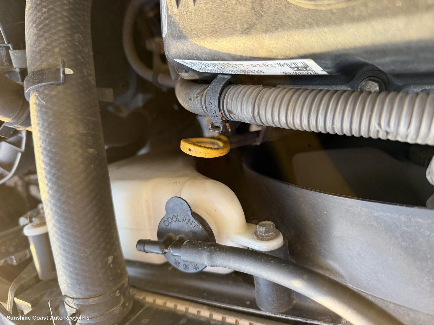 2005-2015 Toyota Hilux Overflow Bottle