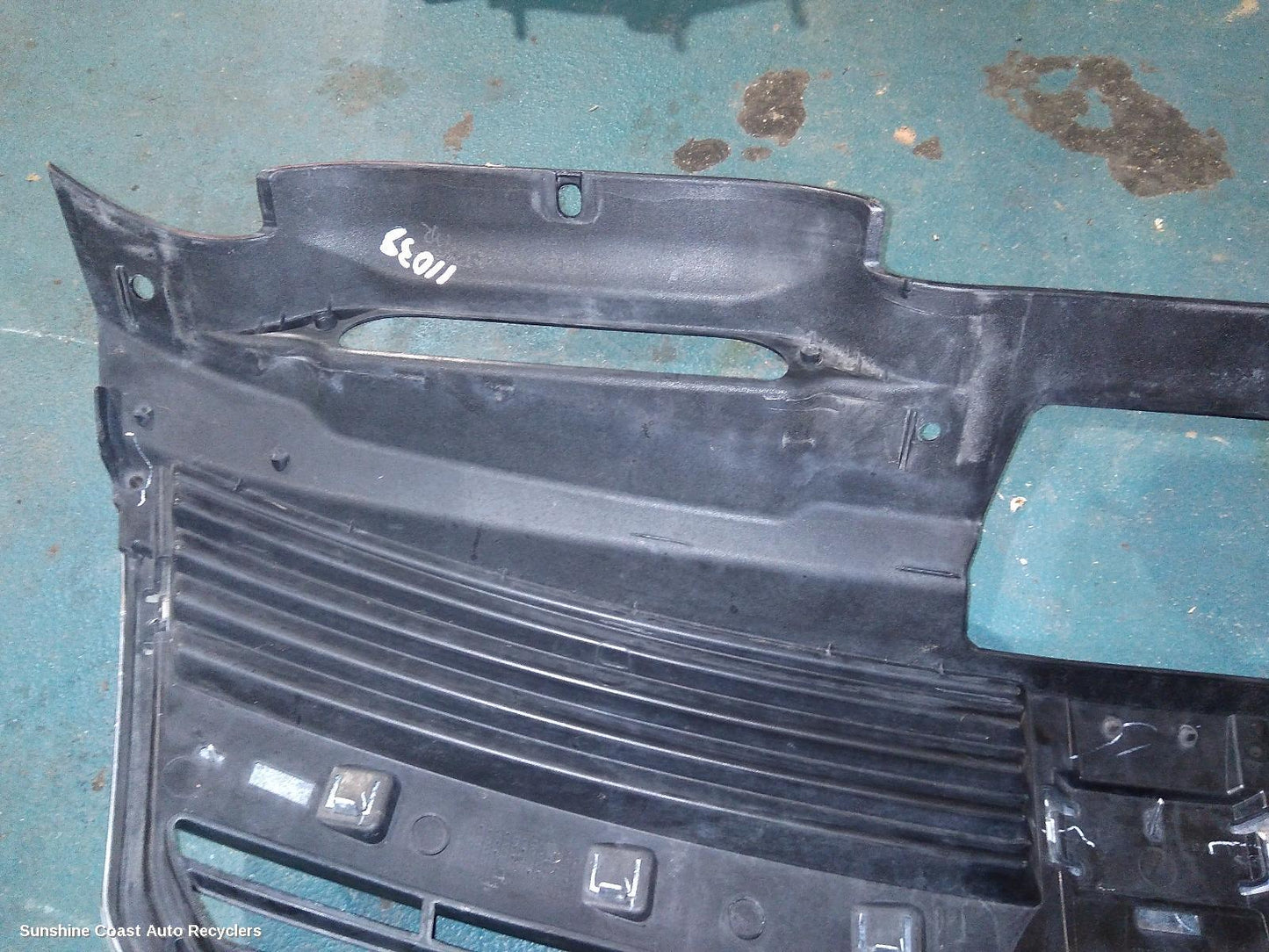 2010 Dodge Journey Grille