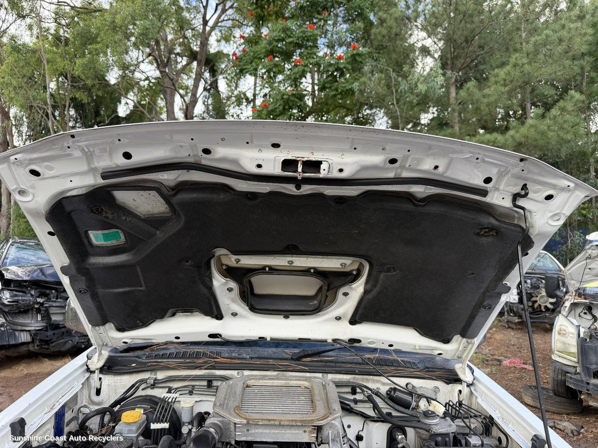 2001-2015 Nissan Navara Plenum Chamber