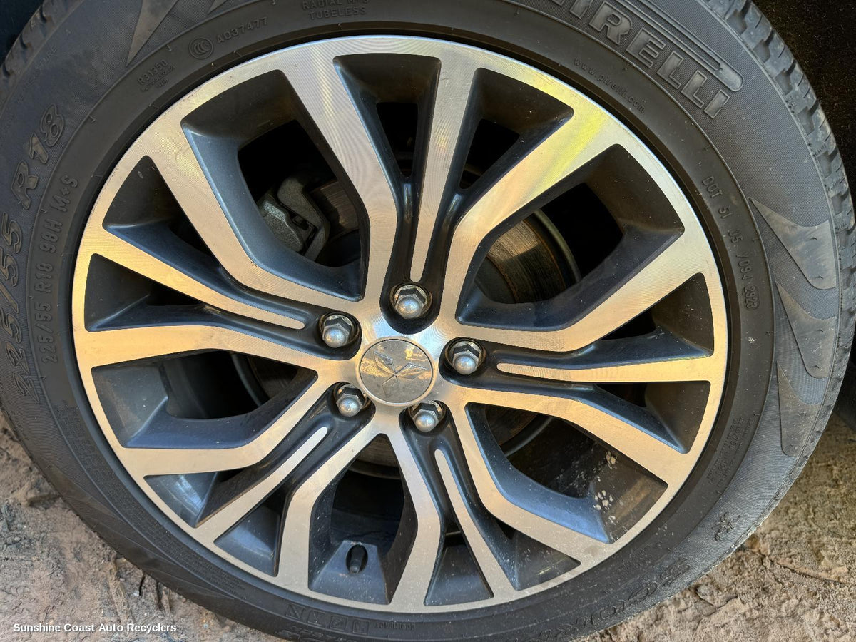2015-2019 Mitsubishi Outlander Wheel Mag