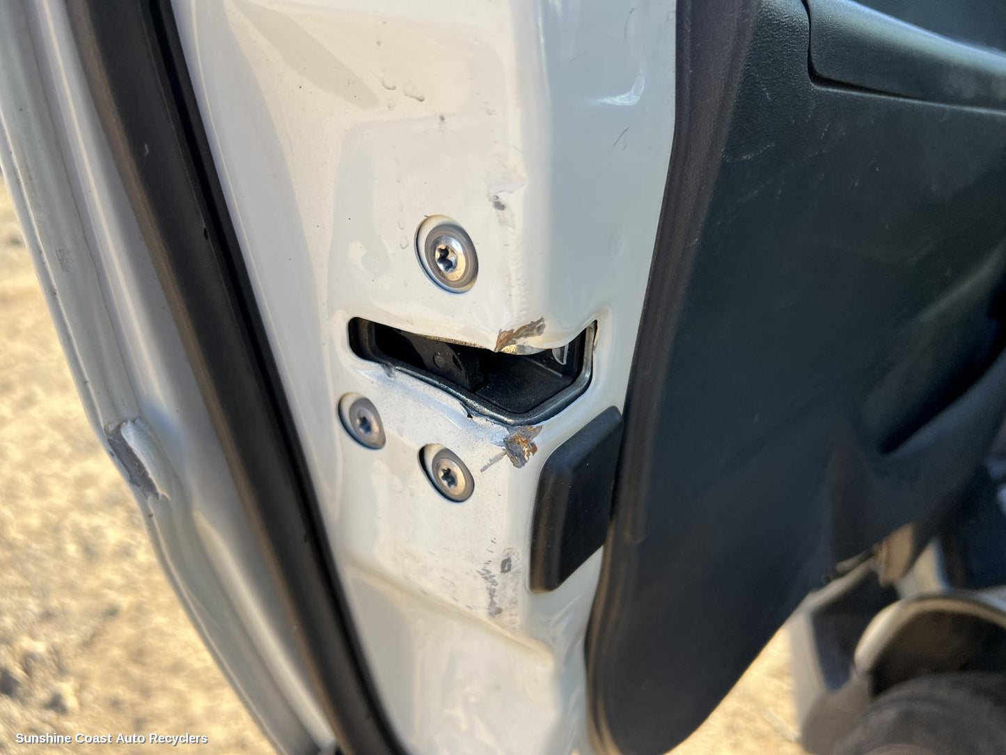 2017 Toyota Hiace Door Boot Gate Lock