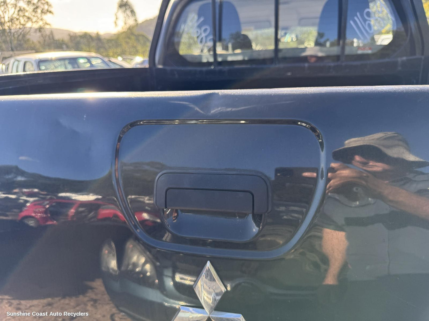 2008 Mitsubishi Triton Tailgate Handle