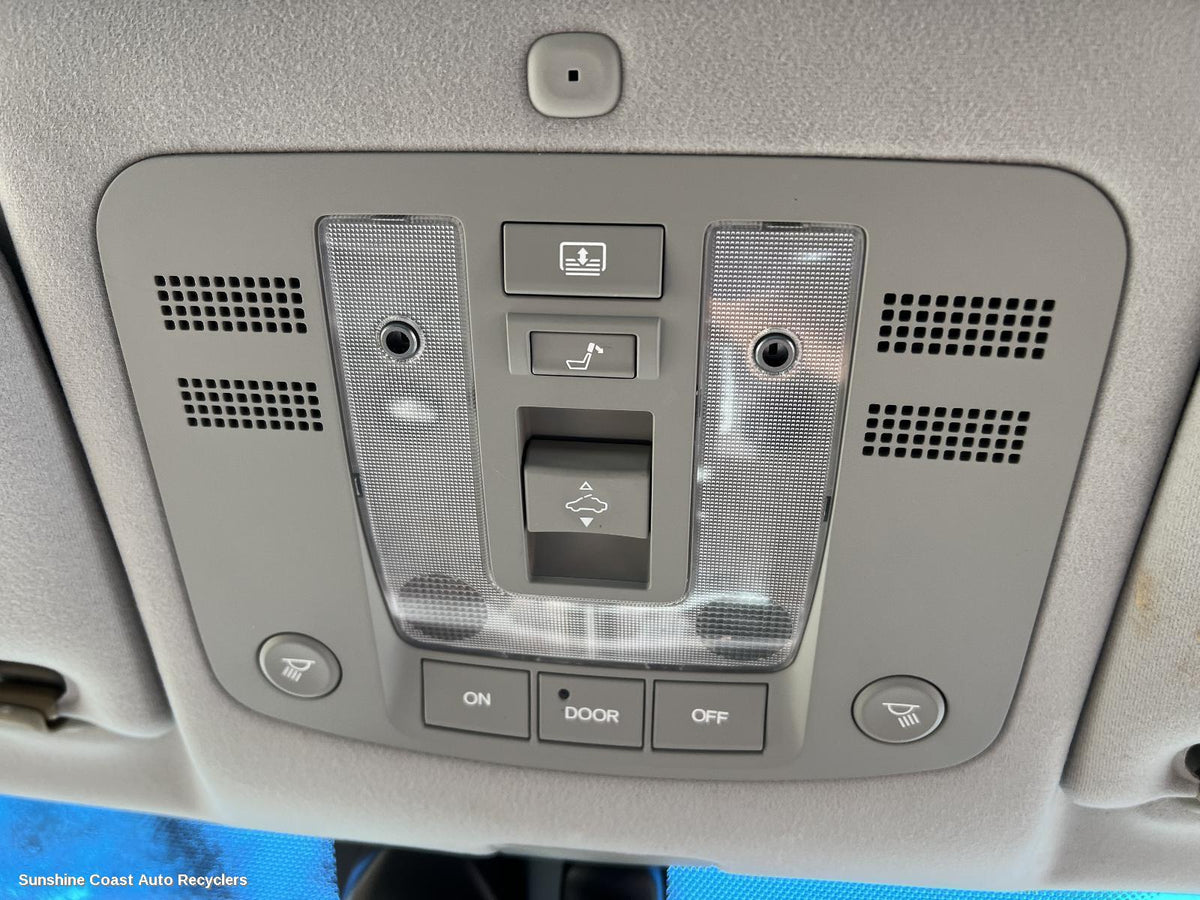 2008-2013 Honda Legend Courtesy Light