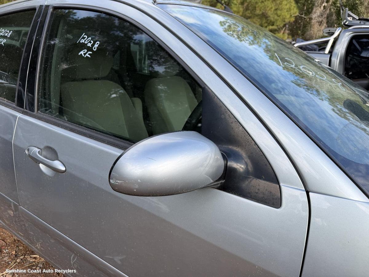 2001-2005 Ford Focus Right Door Mirror