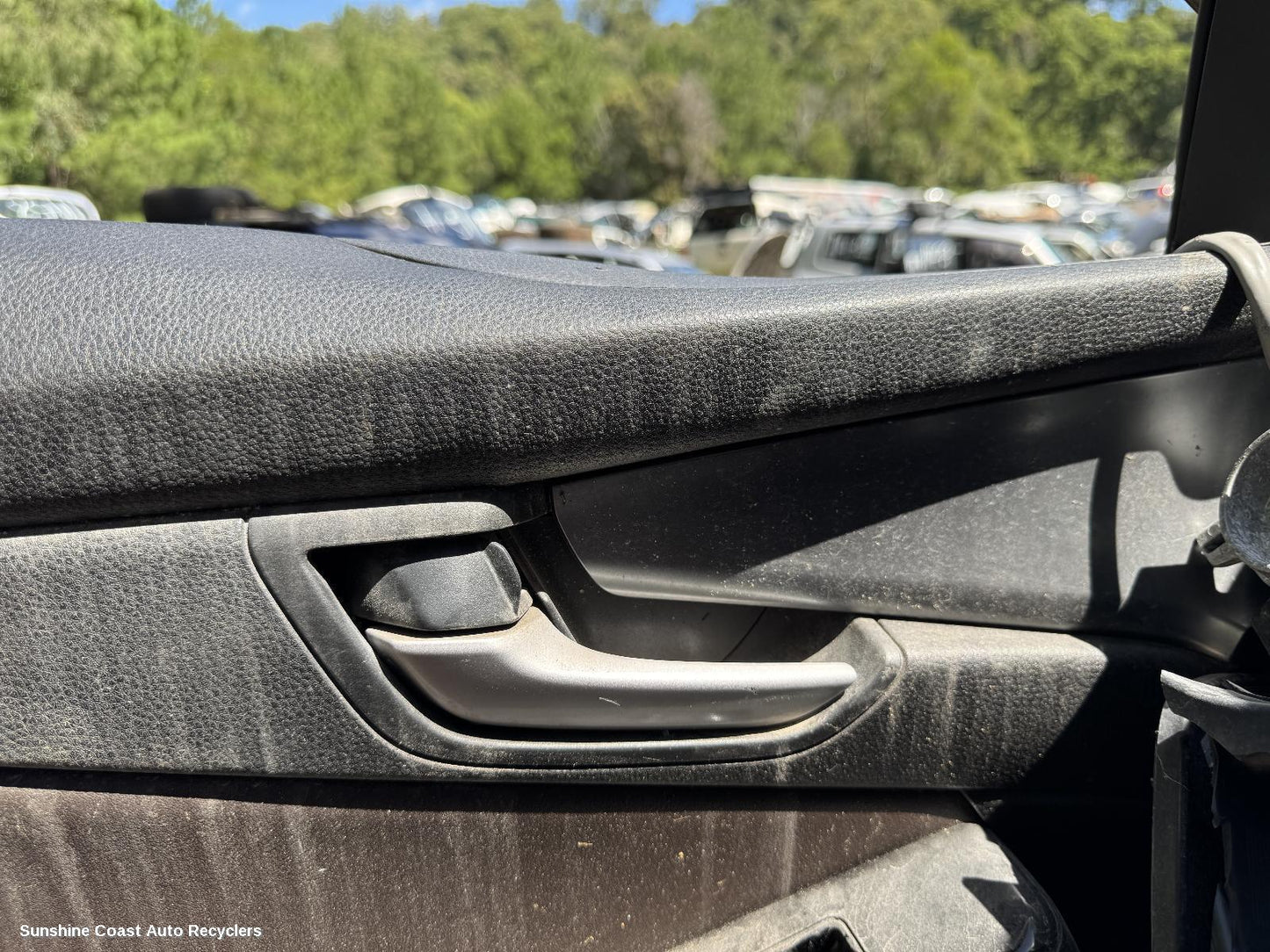 2020-2026 Mazda Bt50 Door Handle