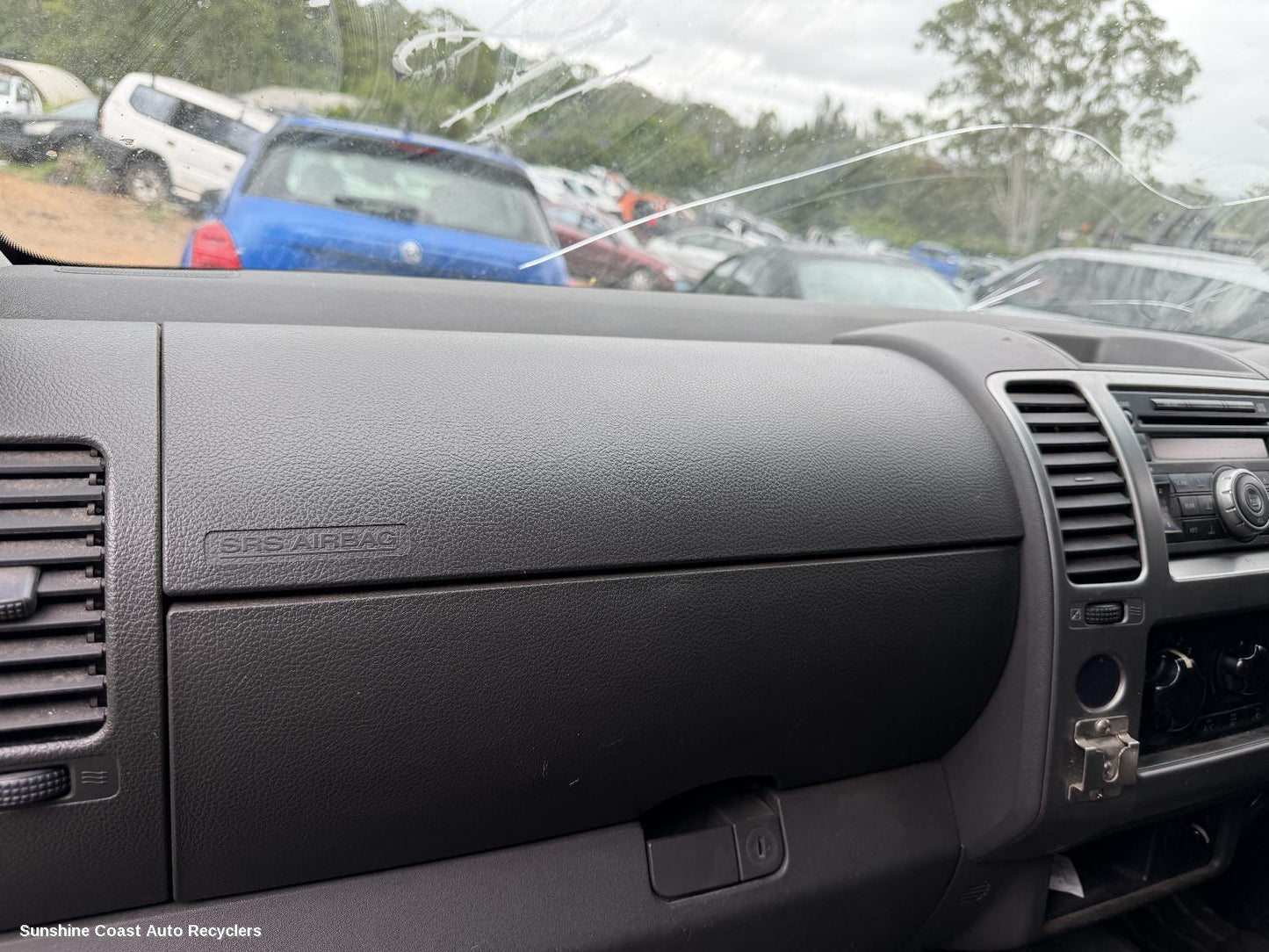 2011 Nissan Navara Glove Box