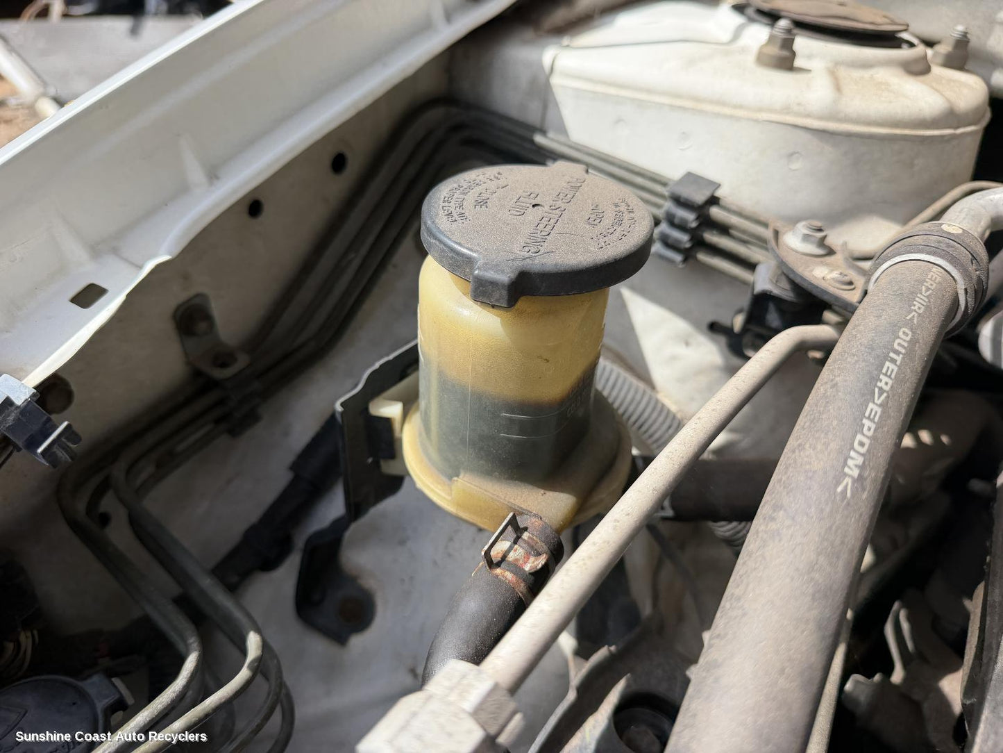 2001-2007 Toyota Corolla P S Reservoir