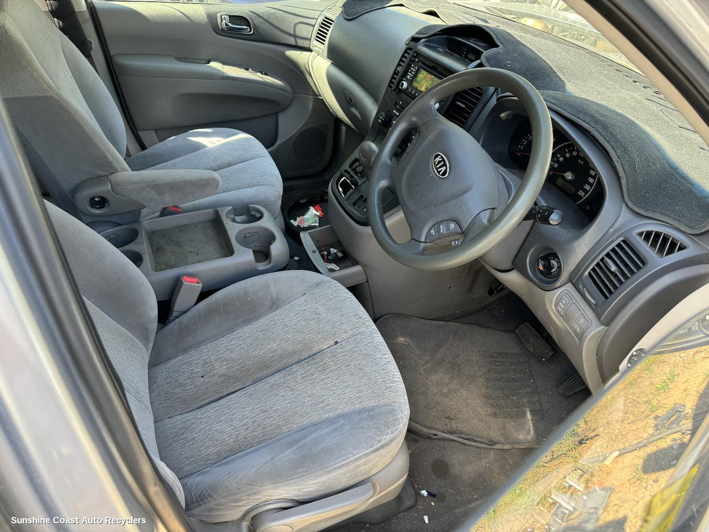 2010 Kia Carnival/grand Carnival Left Front Door
