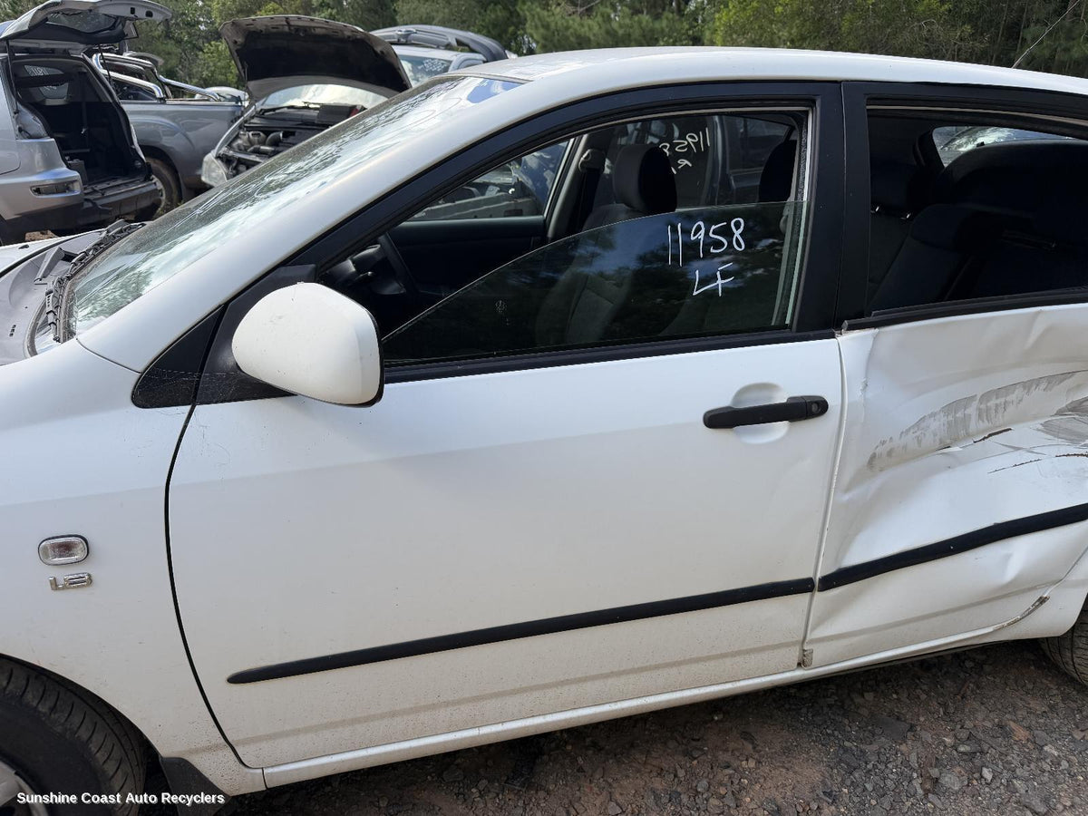 2001-2007 Toyota Corolla Door Handle