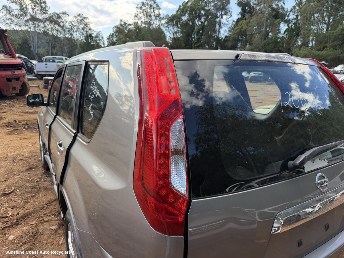 2010-2013 Nissan Xtrail Left Taillight