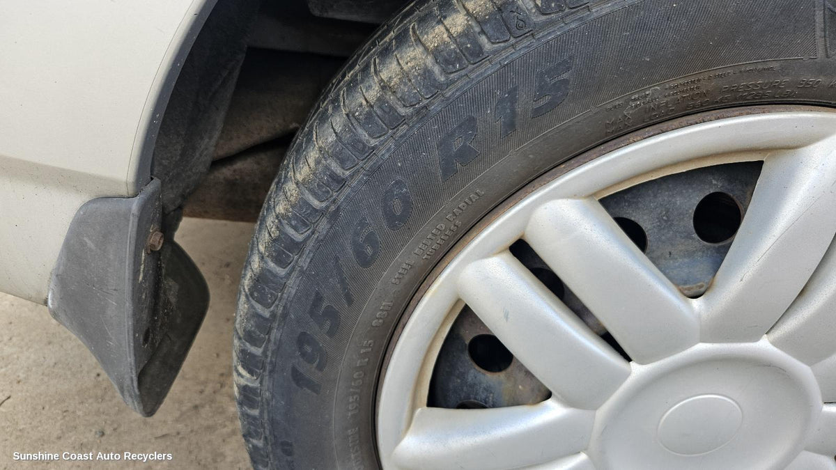2001-2007 Toyota Corolla Tyre
