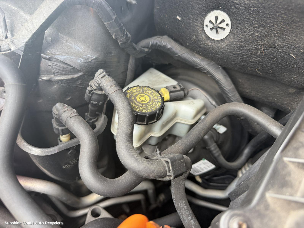 2010-2017 Volkswagen Polo Master Cylinder