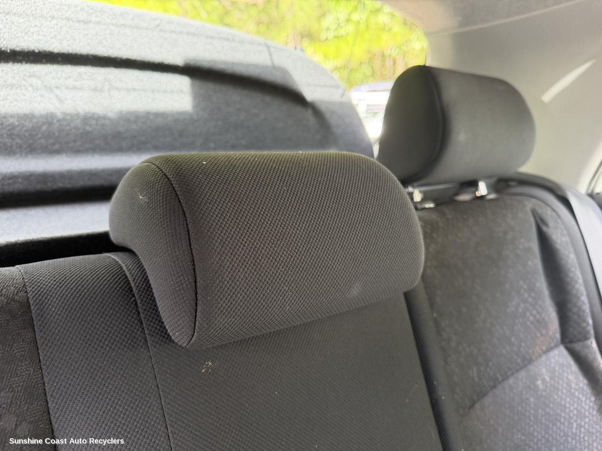 2001-2007 Toyota Corolla Headrest