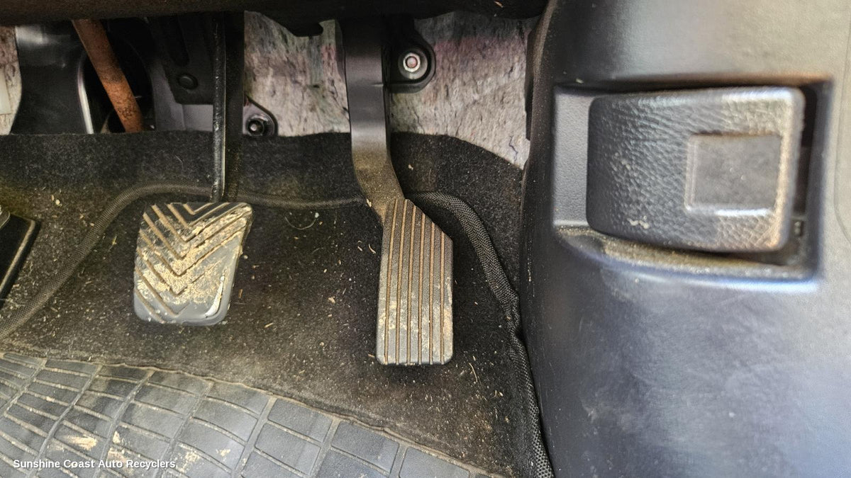 2007-2015 Mitsubishi Lancer Pedal Assembly
