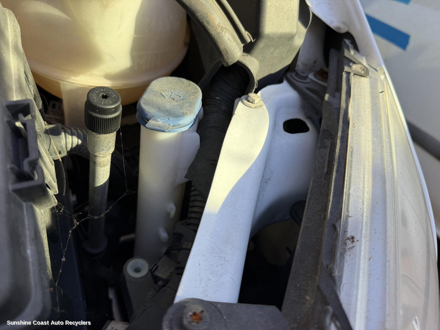 2006-2014 Ford Transit Washer Bottle