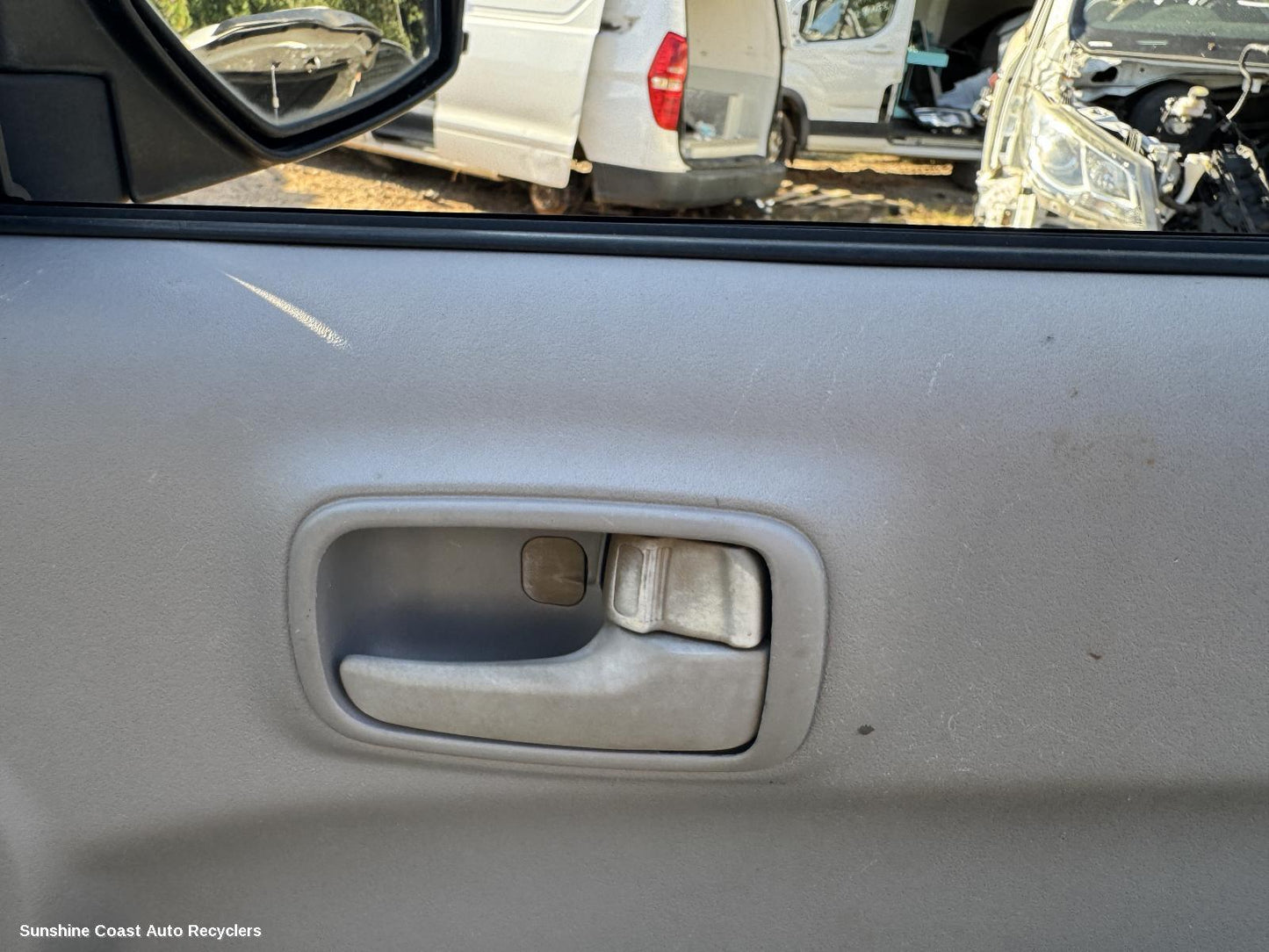 2008 Mitsubishi Triton Door Handle