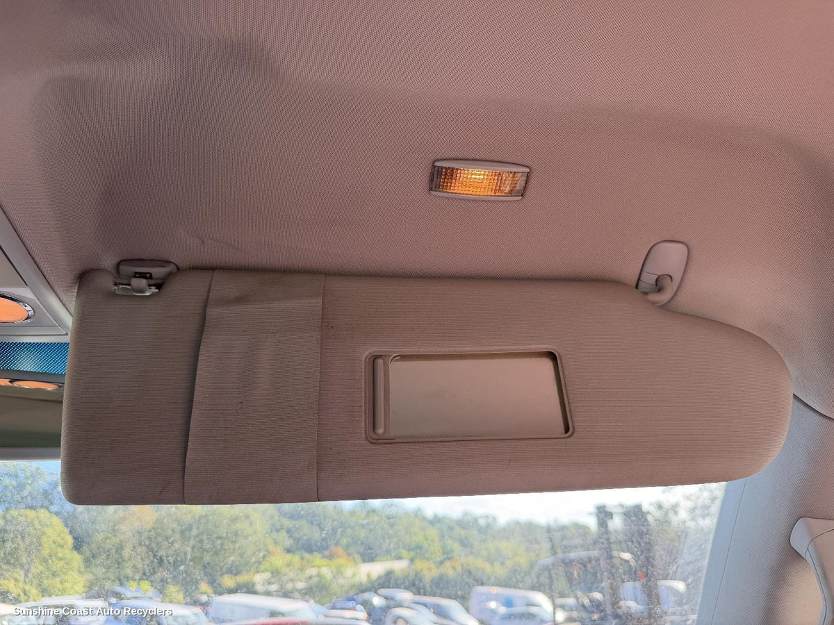 2004-2010 Volkswagen Transporter Sunvisor