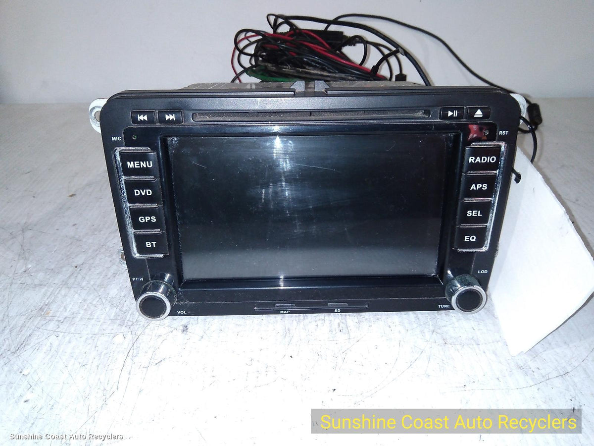 2010-2016 Volkswagen Amarok Radio Cd Dvd Sat Tv