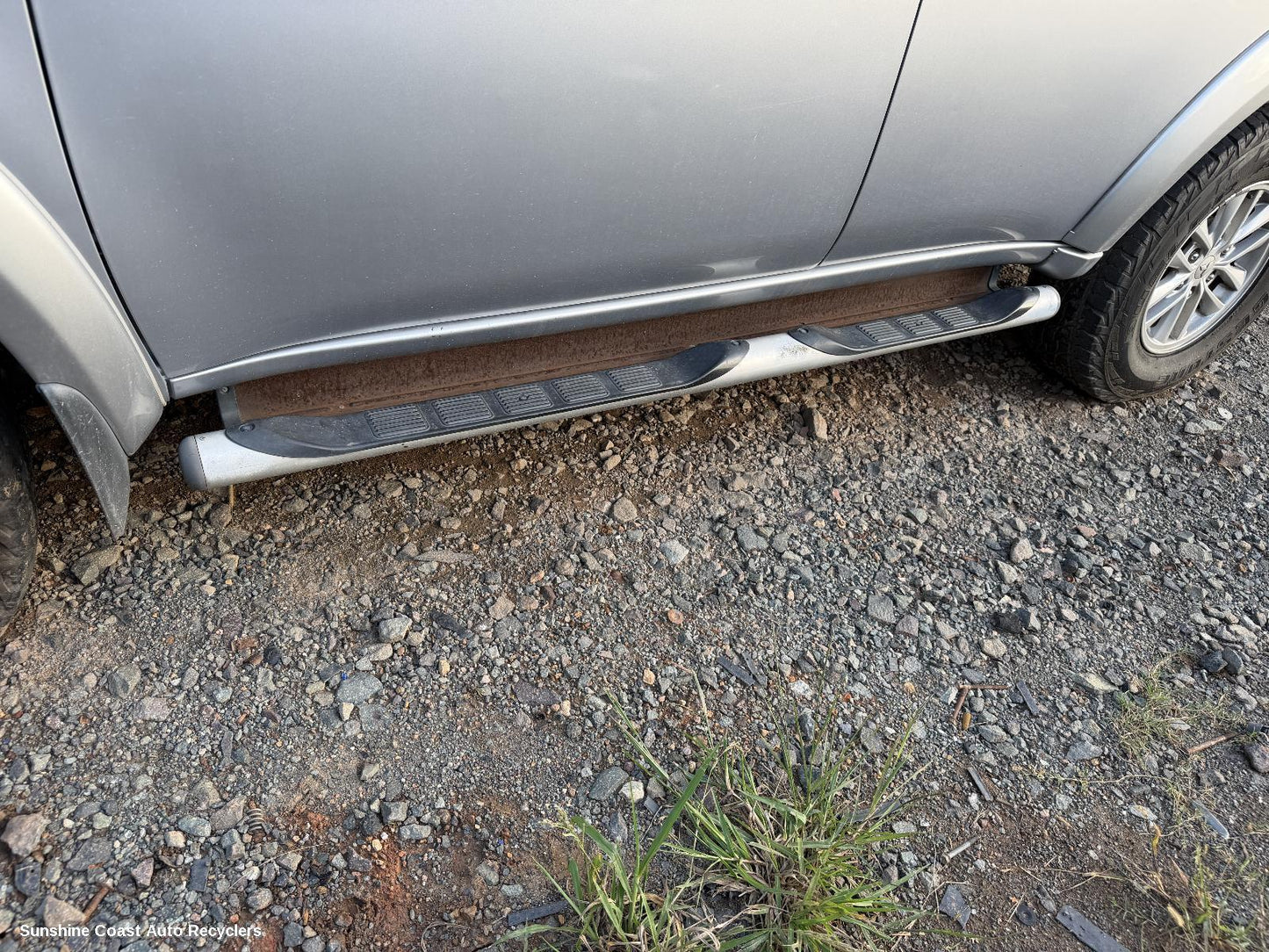 2009-2015 Mitsubishi Challenger Side Step Skirt
