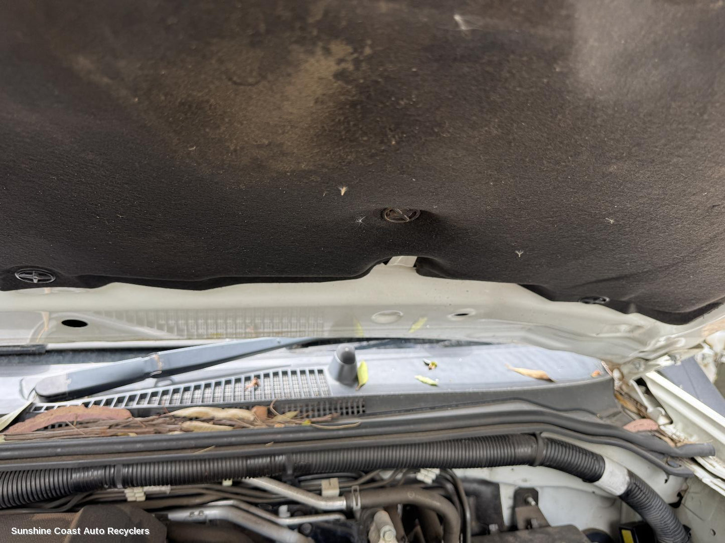 2010 Nissan Pathfinder Wiper Arm