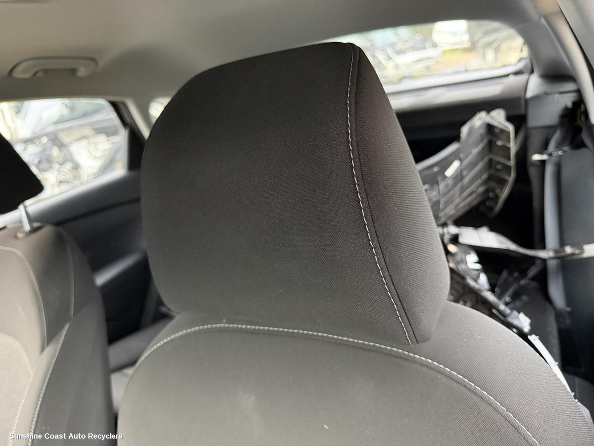 2018-2024 Kia Cerato Headrest