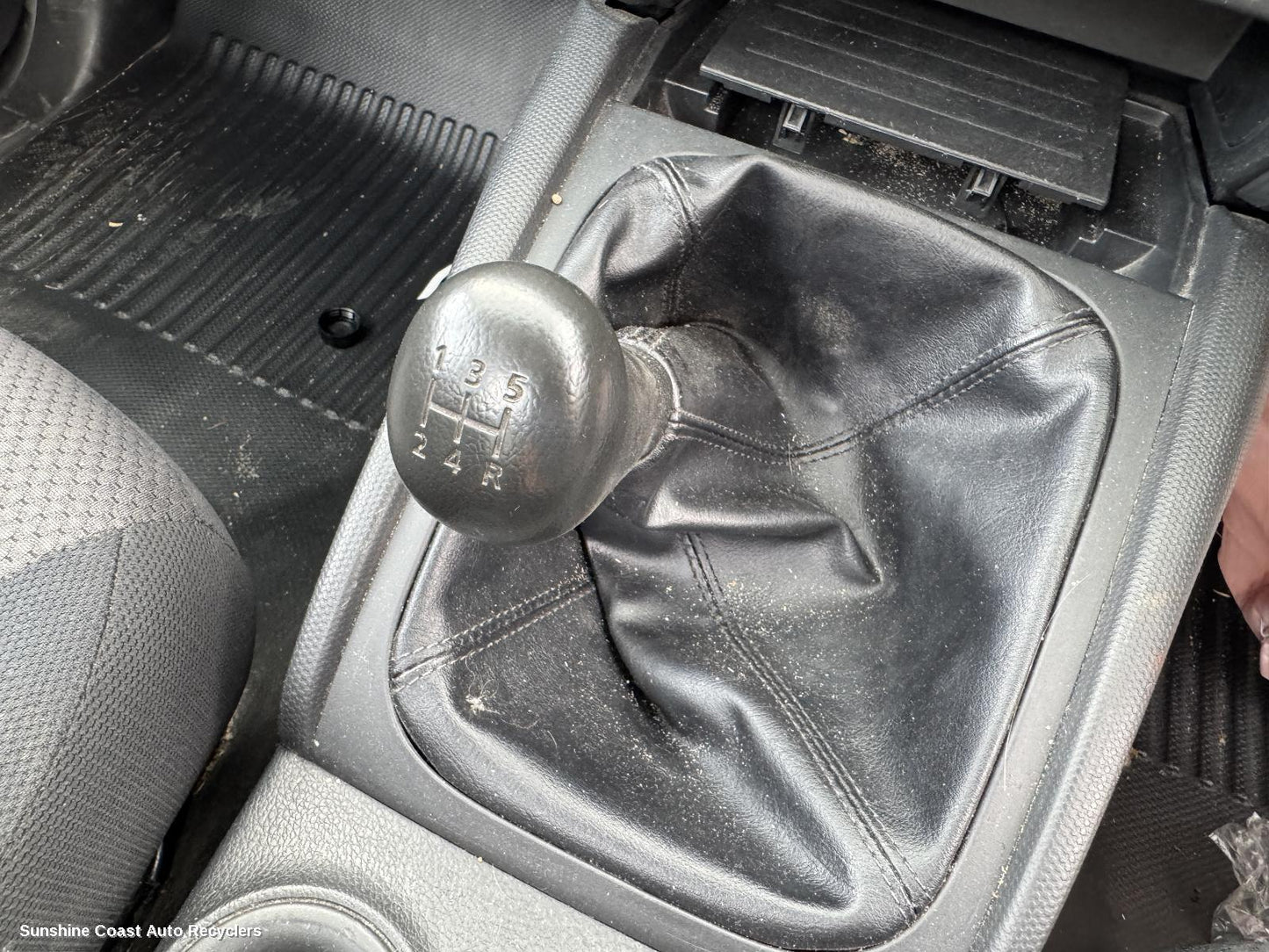 2016 Mitsubishi Triton Gear Stick Shifter