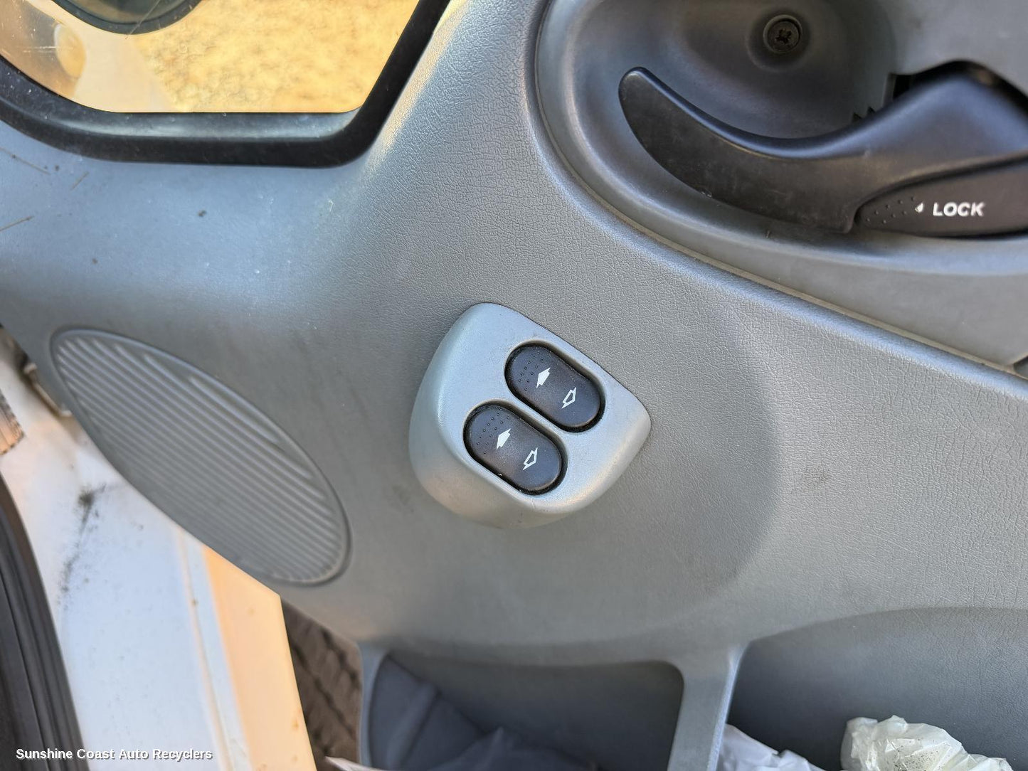 2006-2014 Ford Transit Pwr Dr Wind Switch