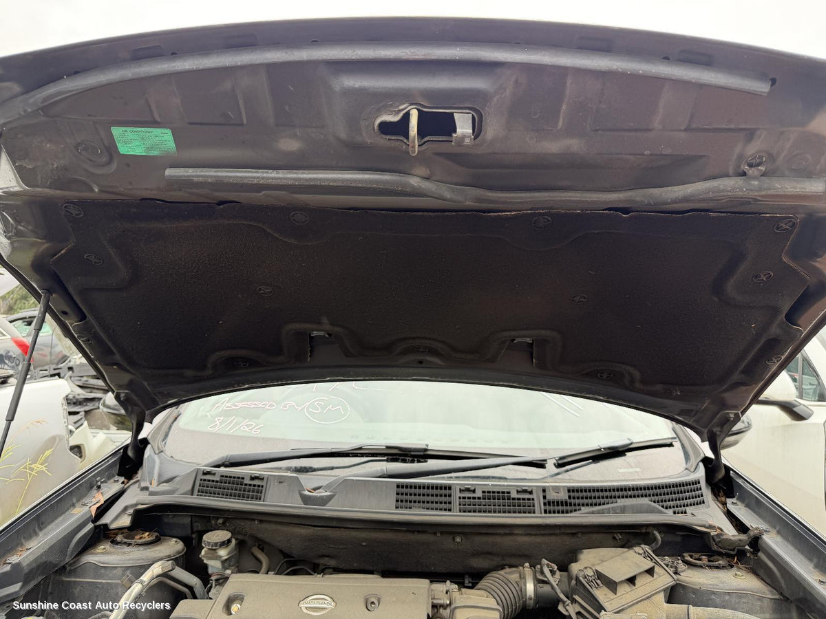 2010-2014 Nissan Dualis Bonnet
